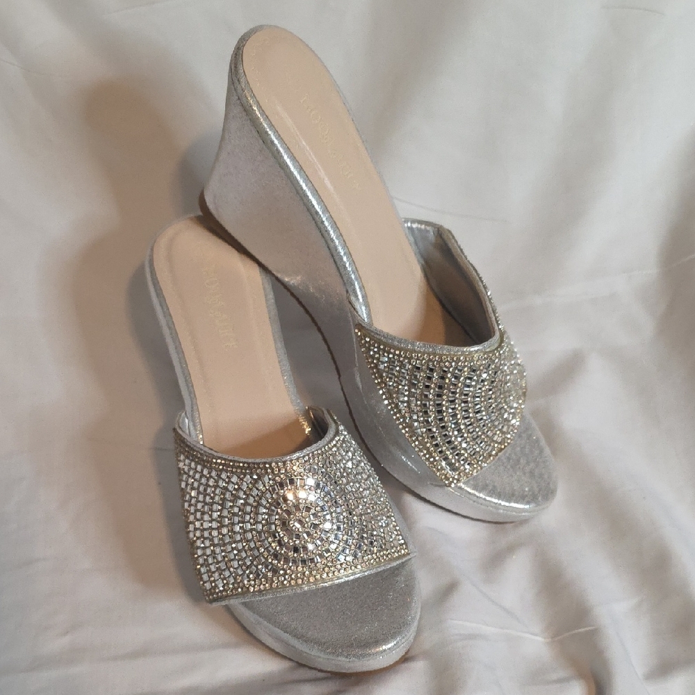 Moda Alice Crystal Rhinestone Silver Wedge Sandals Sz. 9 (Euro 40)